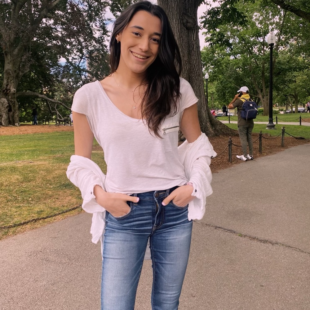 Meet your Posher, Samantha